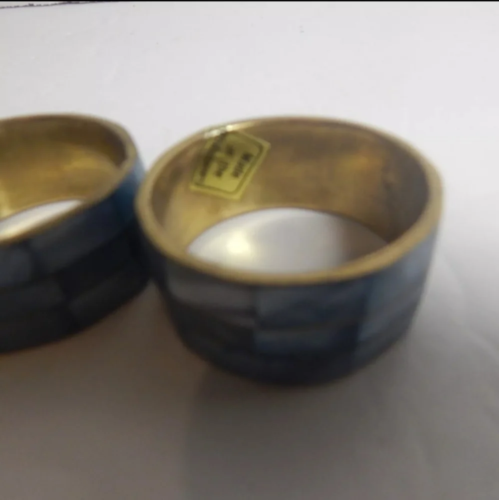 Vintage Set 2 Mother of Pearl Inlay Brass Napkin Rings Shell In Blue Philippines
